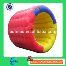 Bolas inflables gigantes inflables de la burbuja del agua del rodillo inflable de la burbuja del agua para la venta